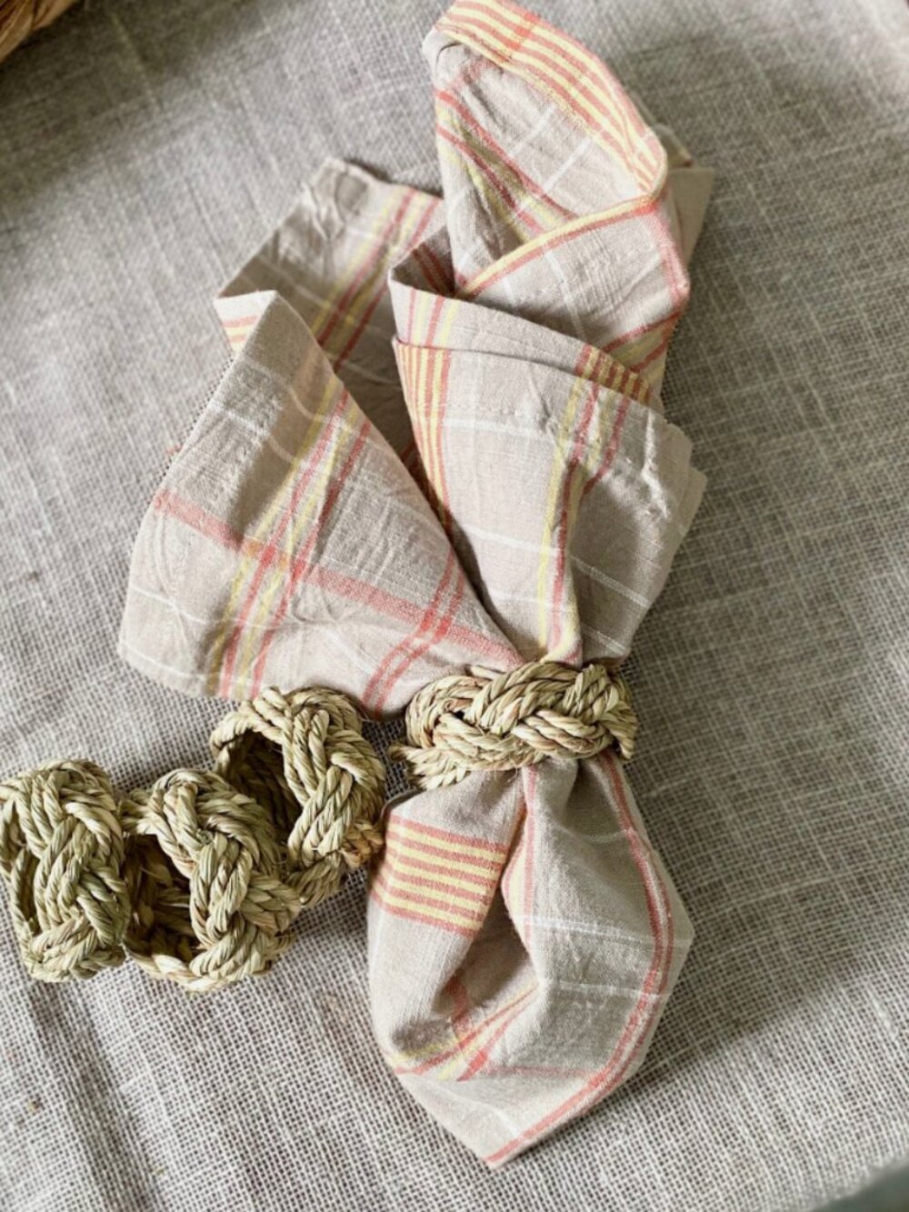 Set/4 Braided Seagrass Napkin Rings